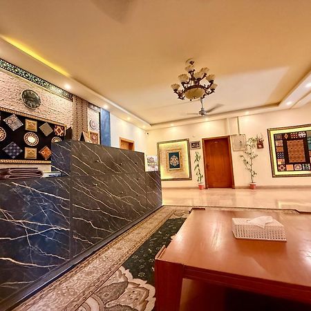 Blue Moon Residency Jinnah Super Islamabad Zewnętrze zdjęcie