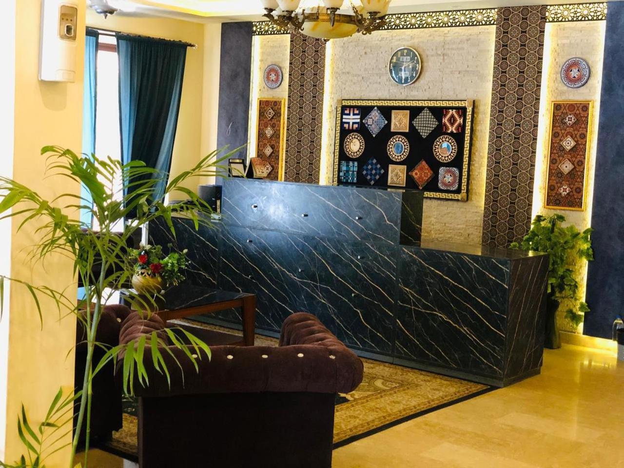 Blue Moon Residency Jinnah Super Islamabad Zewnętrze zdjęcie