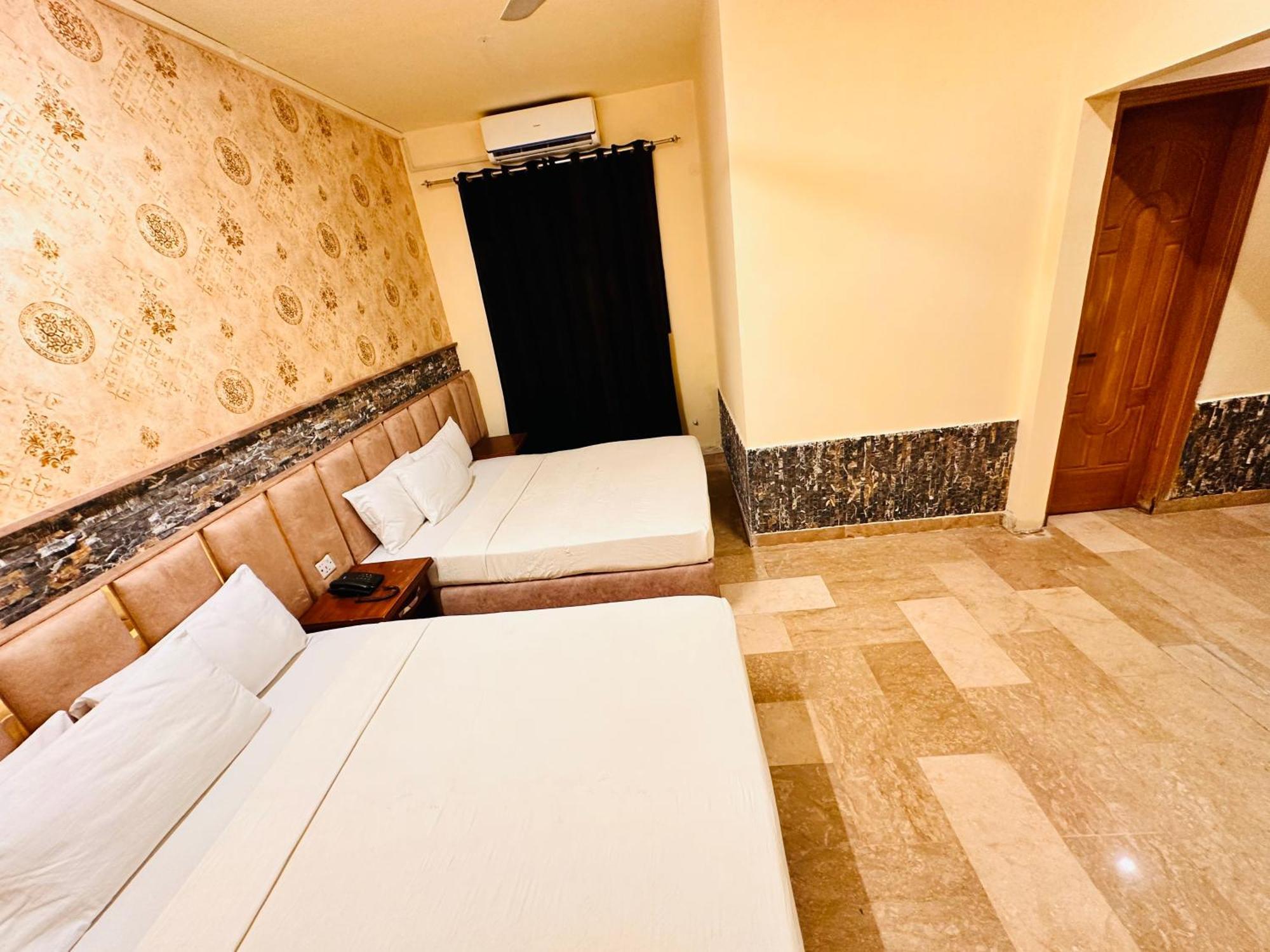 Blue Moon Residency Jinnah Super Islamabad Zewnętrze zdjęcie