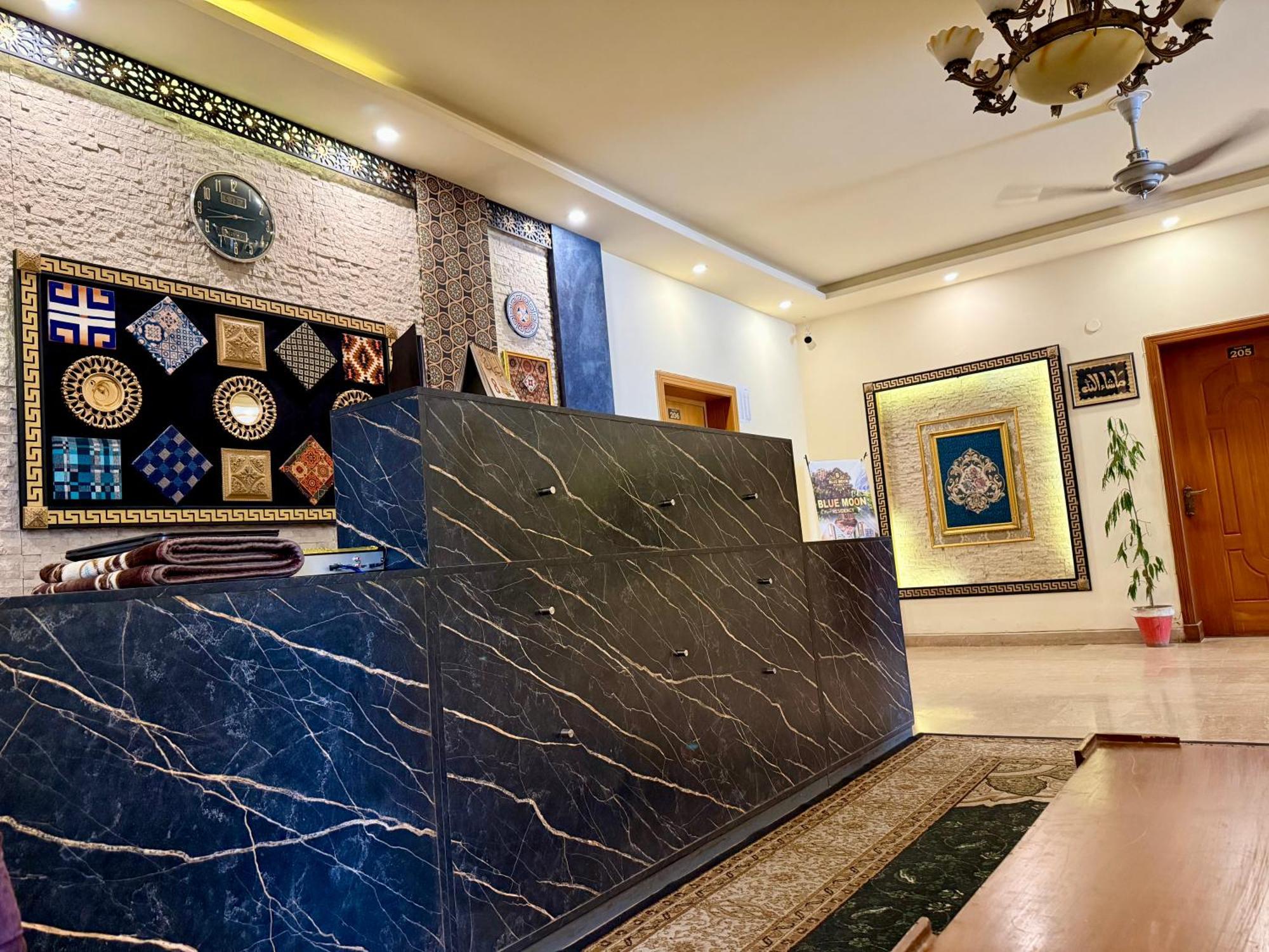 Blue Moon Residency Jinnah Super Islamabad Zewnętrze zdjęcie
